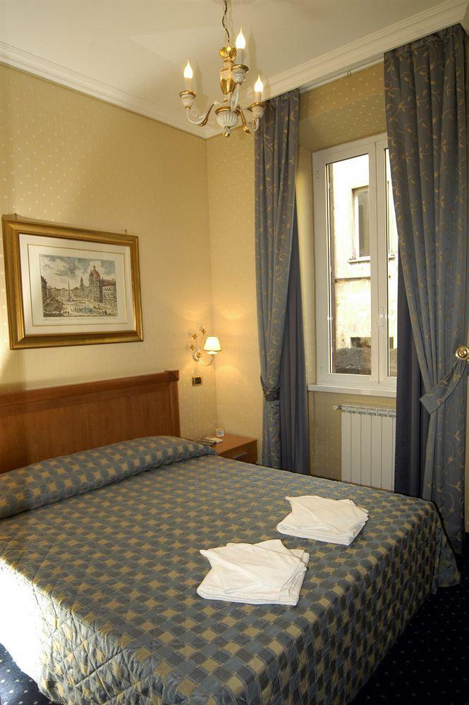 Blue Suite Vatican Guesthouse Rome Room photo